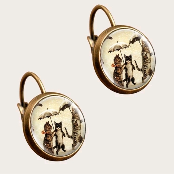 Jewelry - 💥LAST PAIR💥Vintage Kittens with Umbrellas Cabochon Button Dangle Earrings